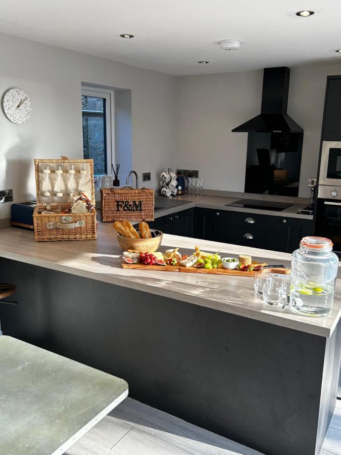 Beautiful 3 Bedroom Cottage With Fantastic Views Carsington Eksteriør bilde